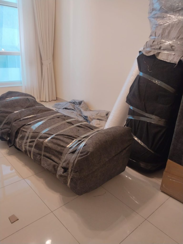 How to Check the Licenses and Insurance of Movers in Mirdif Dubai